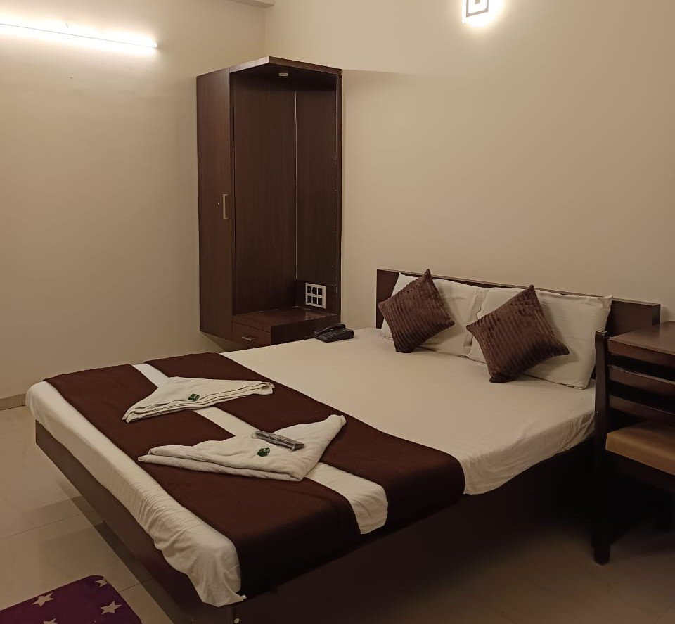 Non-AC Deluxe Room at Pandharinath Lodge