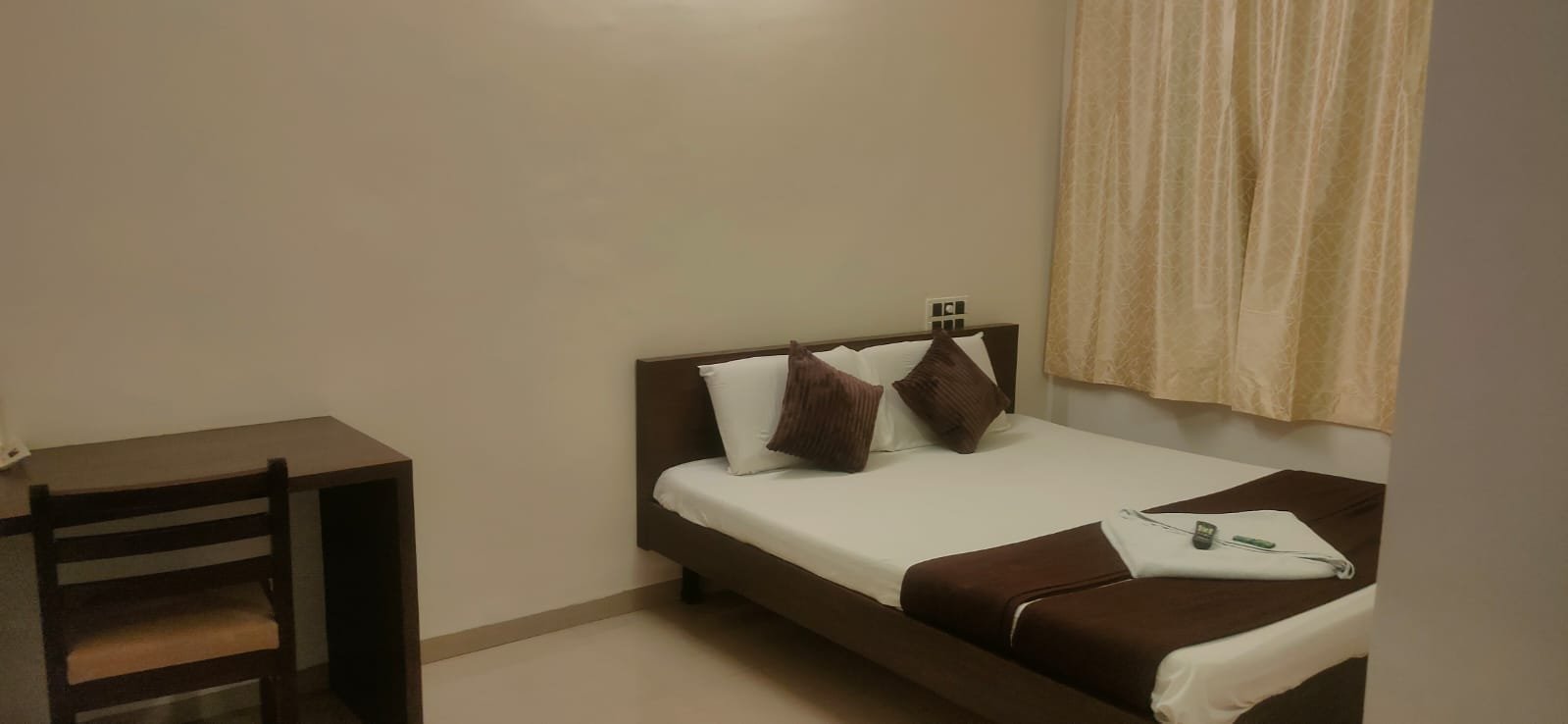 AC Deluxe Room at Pandharinath Lodge